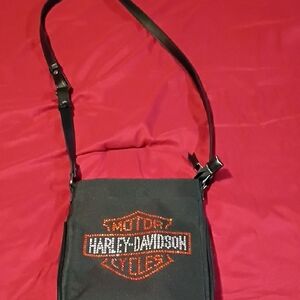 Harley-Davidson 4 Pocket Black and Orange Messenger Bag. (012)